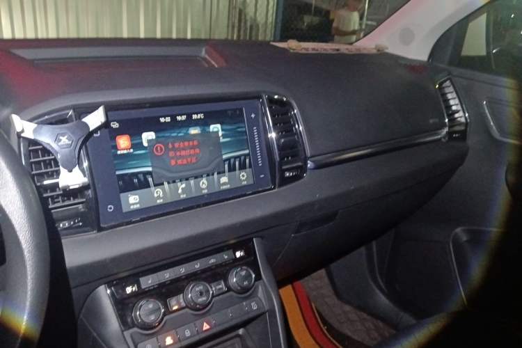 Used Skoda Karoq 2018 TSI280 Comfort Edition China V Standard Audio And AC Panel