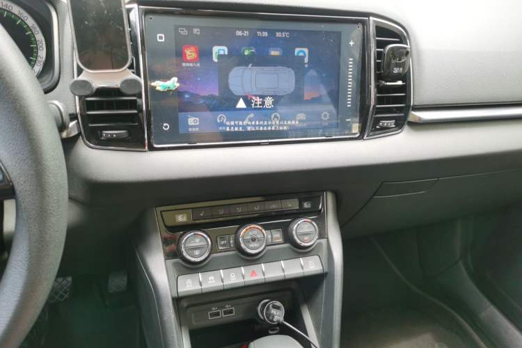 Used Skoda Karoq 2018 TSI280 Luxury Edition China V Standard Audio And AC Panel