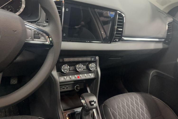 Used Skoda Karoq 2018 TSI280 Luxury Edition China V Standard Audio And AC Panel