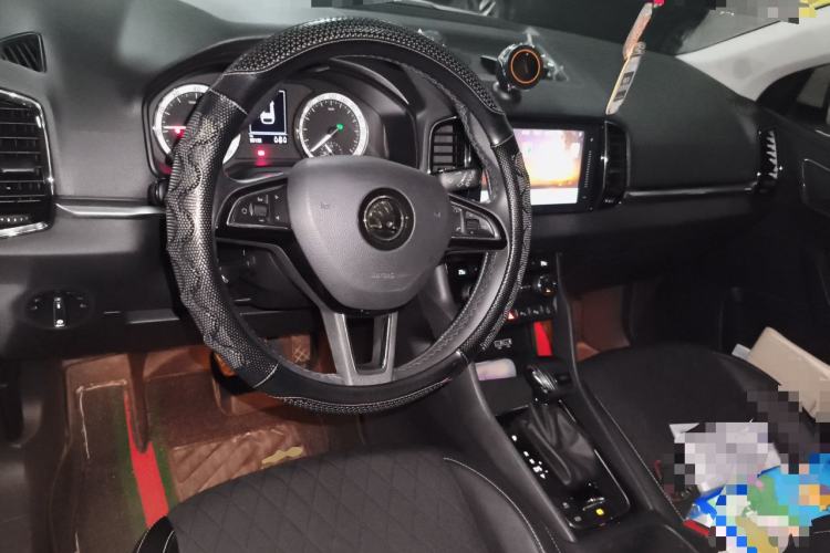Used Skoda Karoq 2018 TSI280 Flagship Edition China VI Standard Center Console