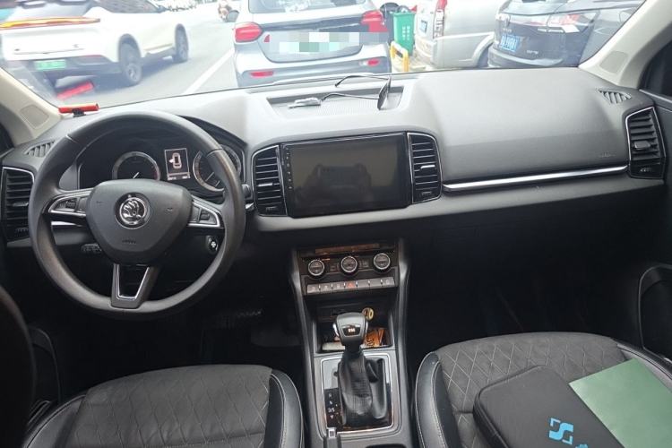 Used Skoda Karoq 2018 TSI280 Luxury Edition China VI Standard Center Console