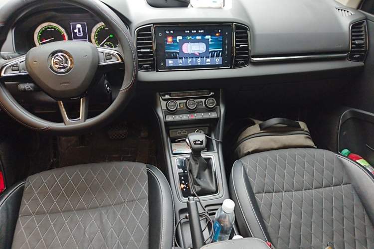 Used Skoda Karoq 2018 TSI280 Luxury Edition China VI Standard Center Console
