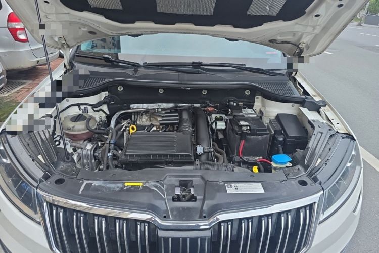 Used Skoda Karoq 2018 TSI280 Luxury Edition China VI Standard Engine Bay