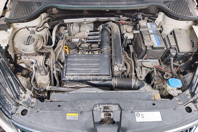 Used Skoda Karoq 2018 TSI280 Luxury Edition China VI Standard Engine Bay