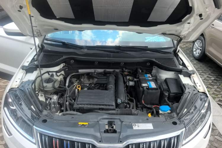 Used Skoda Karoq 2018 TSI280 Luxury Edition China V Standard Engine Bay