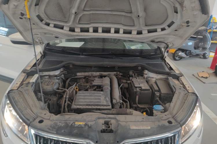 Used Skoda Karoq 2018 TSI280 Luxury Edition China V Standard Engine Bay