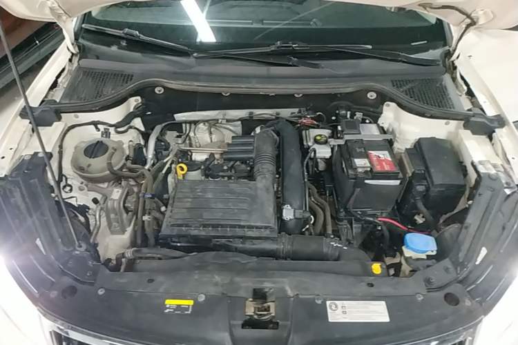 Used Skoda Karoq 2018 TSI280 Luxury Edition China V Standard Engine Bay