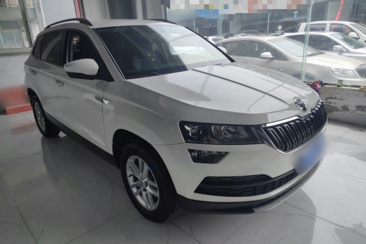 Used Skoda Karoq 2018 TSI230 Standard Edition Front Right 45 Deg