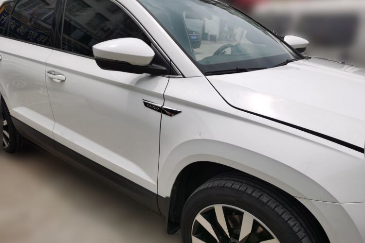 Used Skoda Karoq 2018 TSI280 Luxury Edition China V Standard Front Right 45 Deg