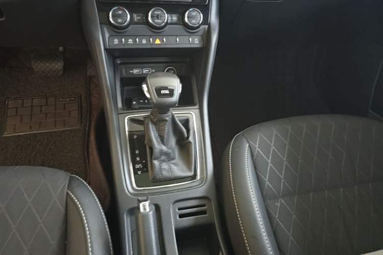 Used Skoda Karoq 2018 TSI280 Comfort Edition China V Standard Gear Lever