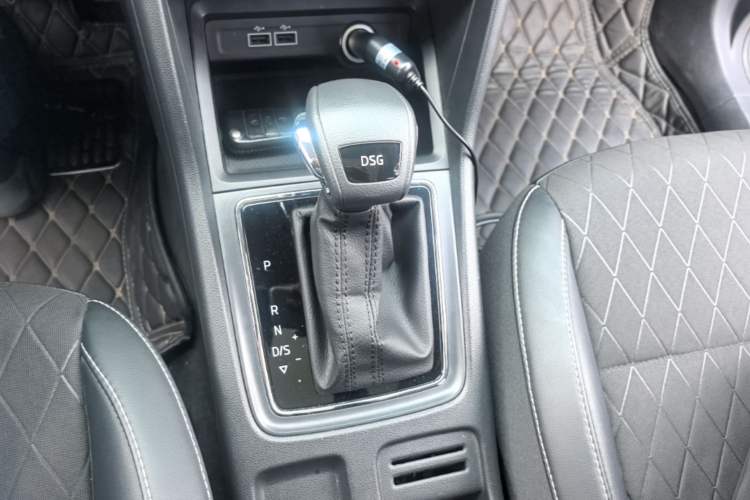 Used Skoda Karoq 2018 TSI280 Luxury Edition China V Standard Gear Lever