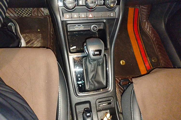Used Skoda Karoq 2018 TSI280 Luxury Edition China V Standard Gear Lever