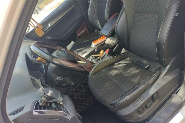 Used Skoda Karoq 2018 TSI280 Luxury Edition China V Standard Left Front Seat