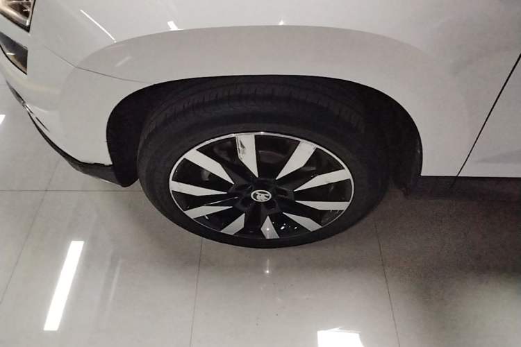 Used Skoda Karoq 2018 TSI280 Luxury Edition China V Standard Left Front Wheel Hub