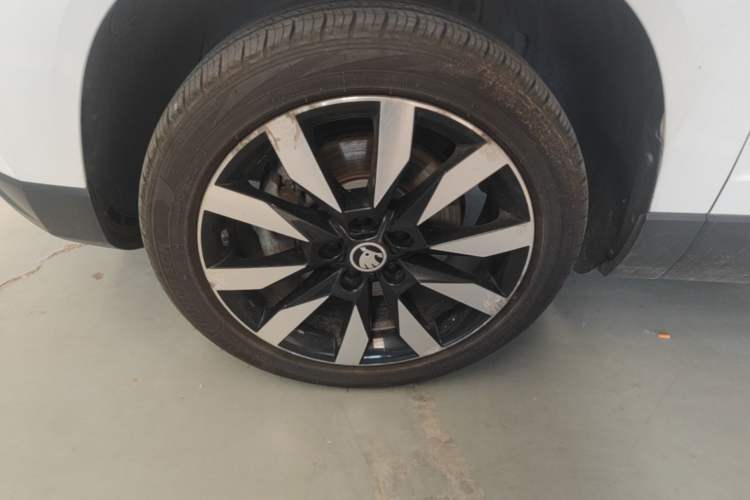 Used Skoda Karoq 2018 TSI280 Luxury Edition China V Standard Left Front Wheel Hub