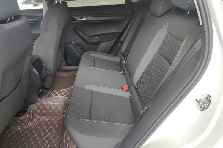 Used Skoda Karoq 2018 TSI230 Standard Edition Left Rear Seat