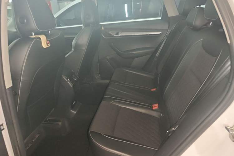 Used Skoda Karoq 2018 TSI280 Luxury Edition China V Standard Left Rear Seat