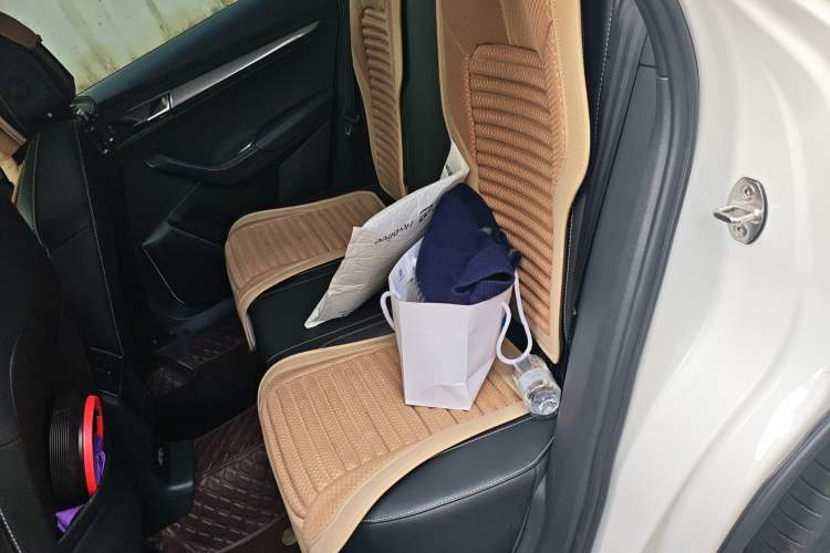Used Skoda Karoq 2018 TSI280 Luxury Edition China V Standard Left Rear Seat