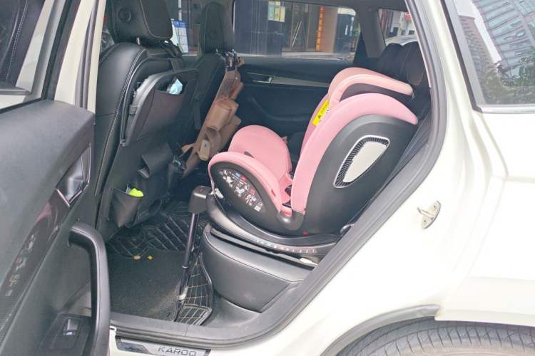 Used Skoda Karoq 2018 TSI280 Luxury Edition China VI Standard Left Rear Seat