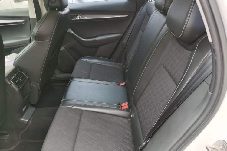 Used Skoda Karoq 2018 TSI280 Luxury Edition China V Standard Left Rear Seat