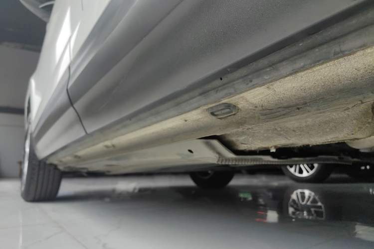 Used Skoda Karoq 2018 TSI230 Standard Edition Left Side Sill