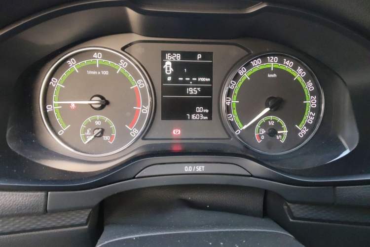 Used Skoda Karoq 2018 TSI280 Comfort Edition China V Standard Odometer Close Up