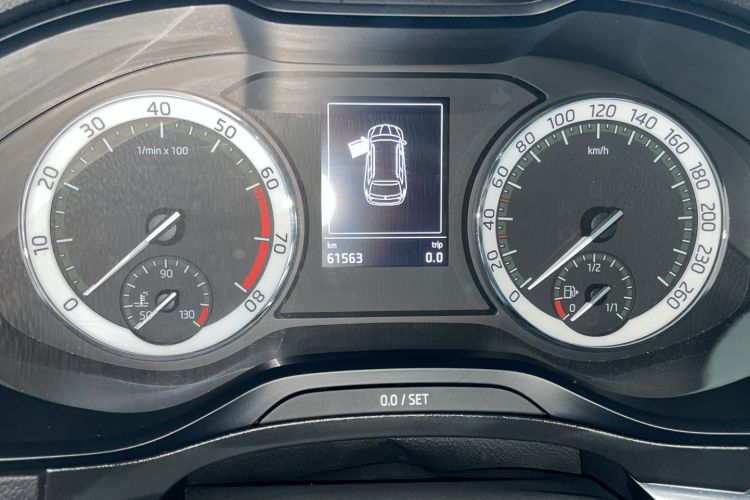 Used Skoda Karoq 2018 TSI280 Flagship Edition China V Standard Odometer Close Up