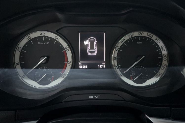 Used Skoda Karoq 2018 TSI280 Luxury Edition China V Standard Odometer Close Up