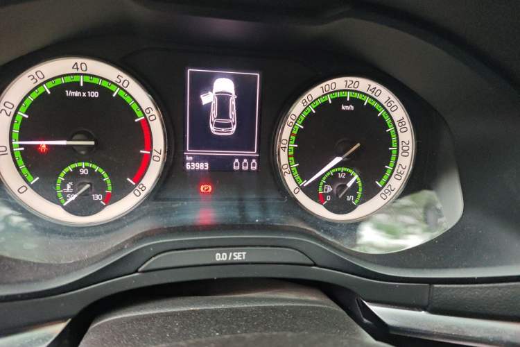 Used Skoda Karoq 2018 TSI280 Luxury Edition China V Standard Odometer Close Up