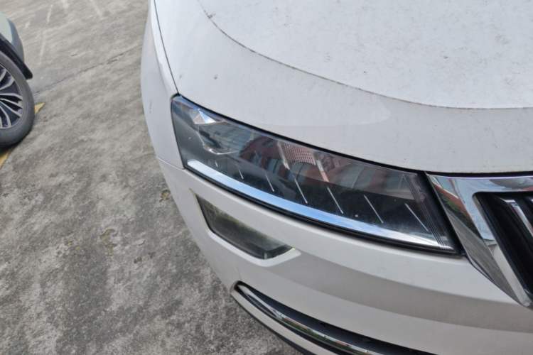 Used Skoda Karoq 2018 TSI280 Luxury Edition China V Standard Right Front Headlight