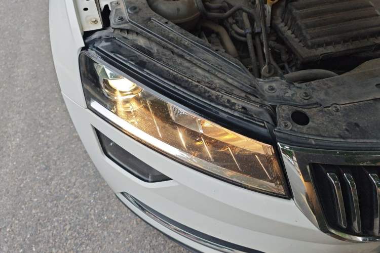 Used Skoda Karoq 2018 TSI280 Comfort Edition China V Standard Right Front Headlight