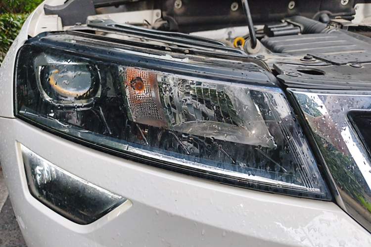 Used Skoda Karoq 2018 TSI280 Luxury Edition China VI Standard Right Front Headlight