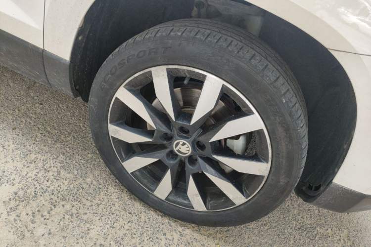 Used Skoda Karoq 2018 TSI280 Luxury Edition China V Standard Right Front Wheel Hub