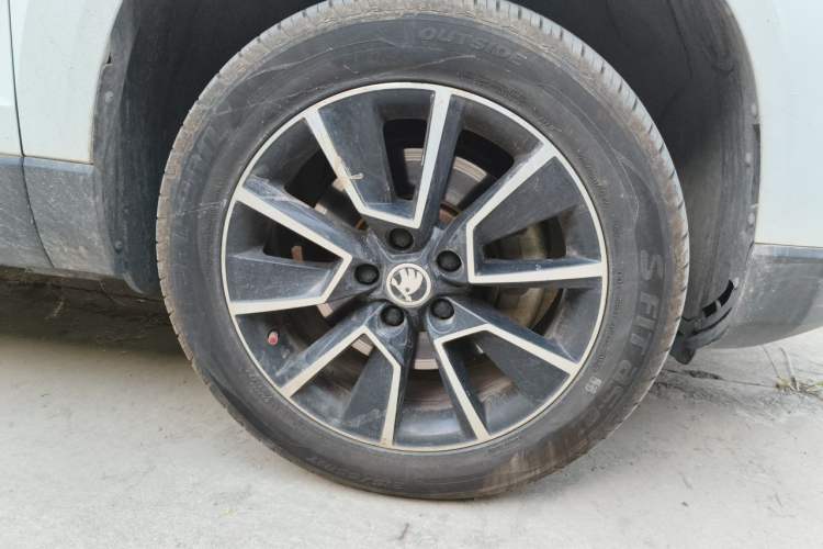 Used Skoda Karoq 2018 TSI280 Luxury Edition China V Standard Right Front Wheel Hub