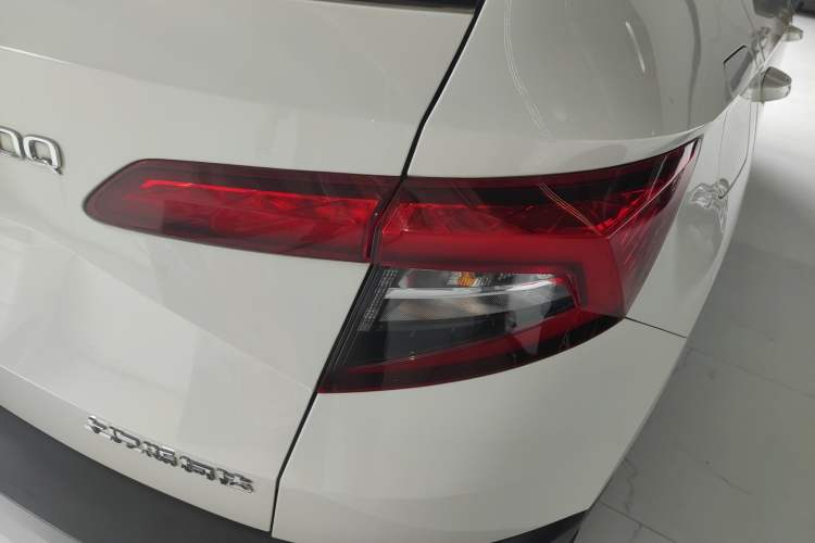 Used Skoda Karoq 2018 TSI230 Standard Edition Right Rear Taillight