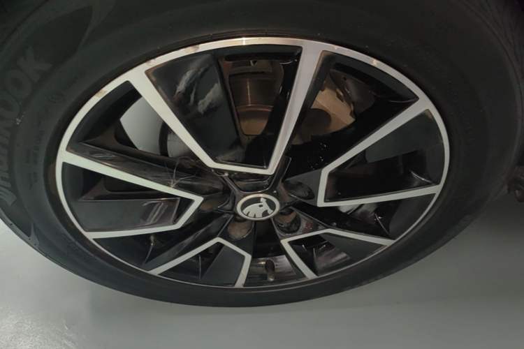 Used Skoda Karoq 2018 TSI280 Comfort Edition China V Standard Right Rear Wheel Hub
