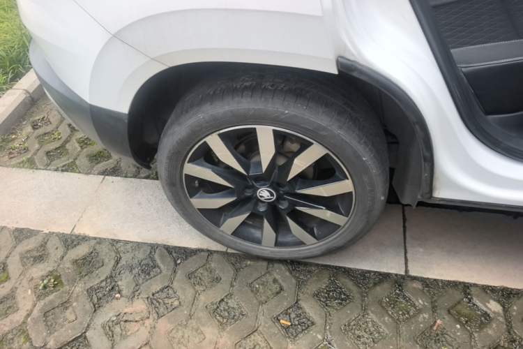 Used Skoda Karoq 2018 TSI280 Luxury Edition China V Standard Right Rear Wheel Hub