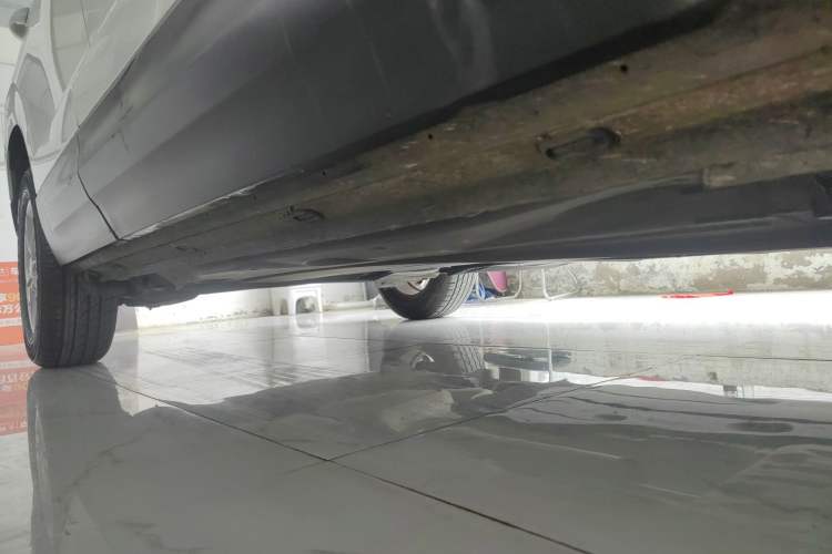 Used Skoda Karoq 2018 TSI230 Standard Edition Right Side Sill