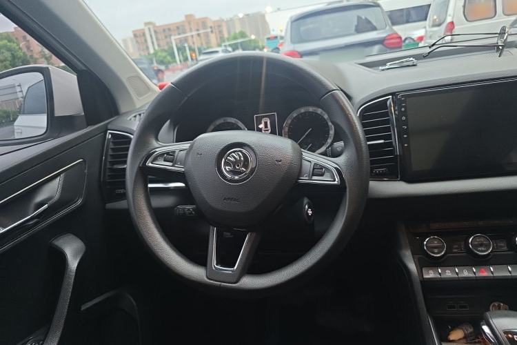 Used Skoda Karoq 2018 TSI280 Luxury Edition China VI Standard Steering Wheel