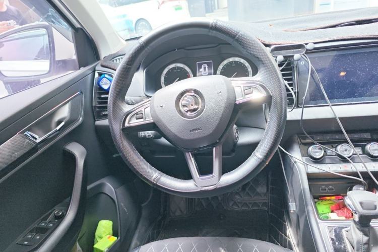 Used Skoda Karoq 2018 TSI280 Luxury Edition China VI Standard Steering Wheel