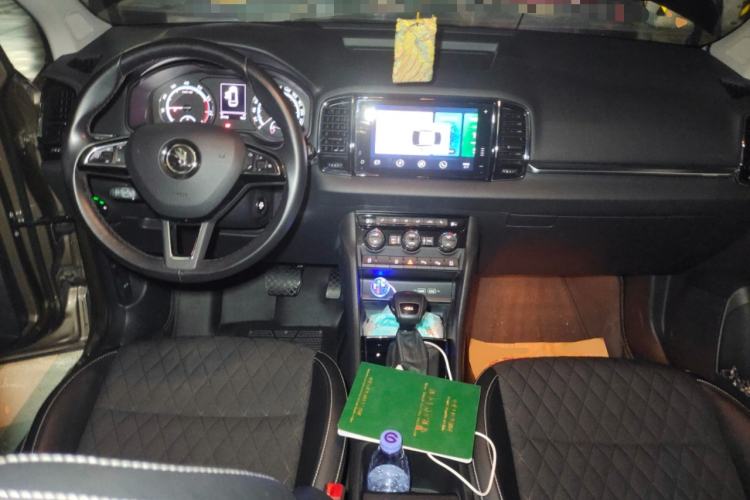 Used Skoda Karoq 2018 TSI280 Flagship Edition China VI Standard Center Console