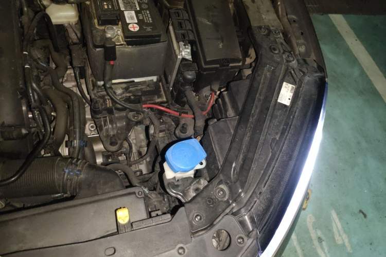 Used Skoda Karoq 2018 TSI280 Flagship Edition China VI Standard Engine Bay Left