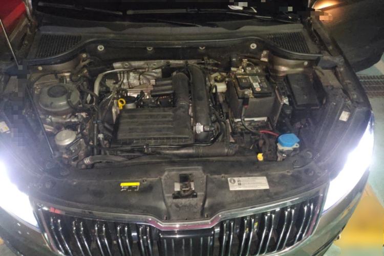 Used Skoda Karoq 2018 TSI280 Flagship Edition China VI Standard Engine Bay