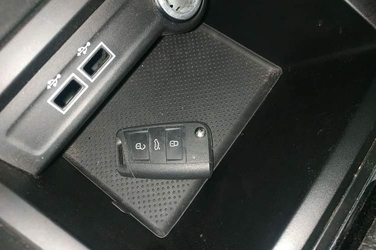 Used Skoda Karoq 2018 TSI280 Comfort Edition China VI Standard Interior 1