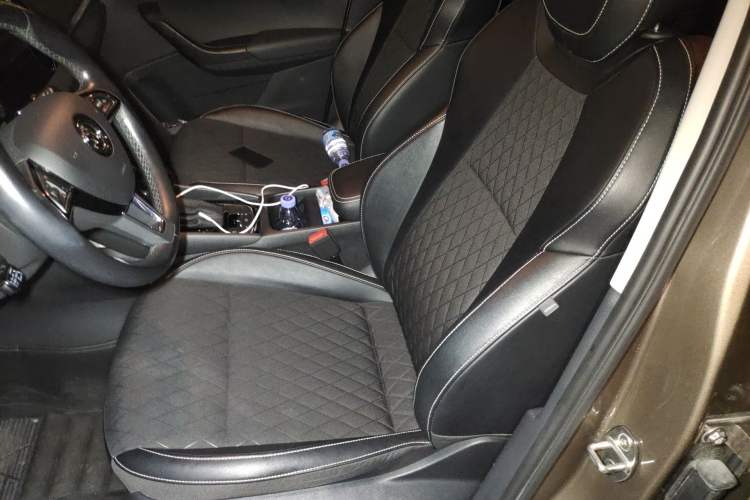 Used Skoda Karoq 2018 TSI280 Flagship Edition China VI Standard Left Front Seat