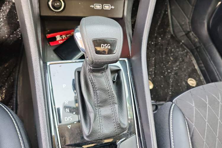 Used Skoda Karoq 2019 TSI280 SmartDrive Luxury Edition China V Standard Gear Lever