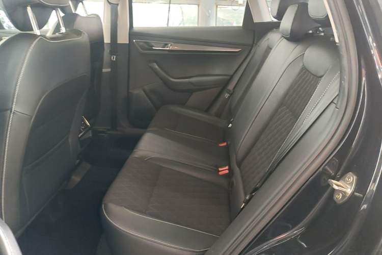 Used Skoda Karoq 2019 TSI280 SmartDrive Luxury Edition China V Standard Left Rear Seat