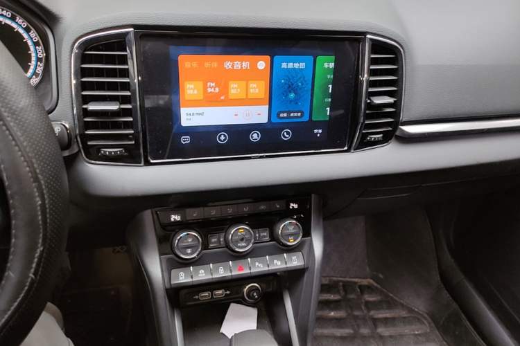 Used Skoda Karoq 2019 TSI280 Smart Drive Elite Edition China V Standard Audio And AC Panel