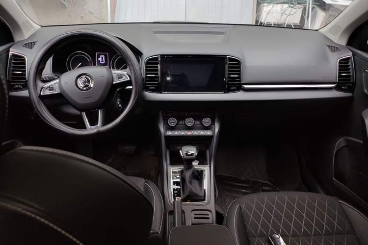 Used Skoda Karoq 2019 TSI280 Smart Drive Elite Edition China V Standard Center Console