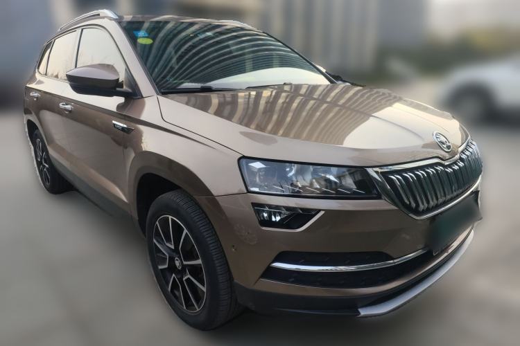 Used Skoda Karoq 2019 TSI280 Smart Drive Deluxe Edition China VI Standard Front Right 45 Deg